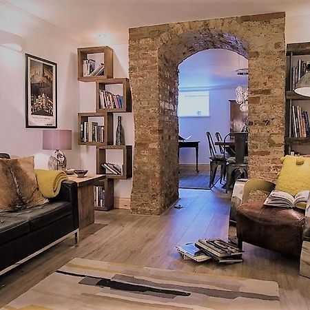 Havisham House Bed & Breakfast Уобърн Екстериор снимка